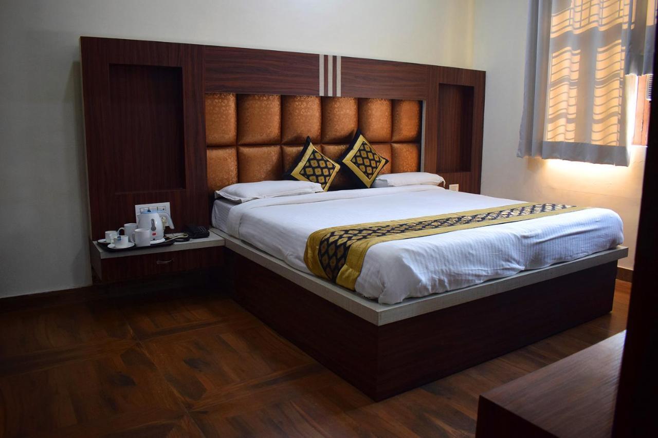 Hotel Grey Castle Haridwar Ngoại thất bức ảnh